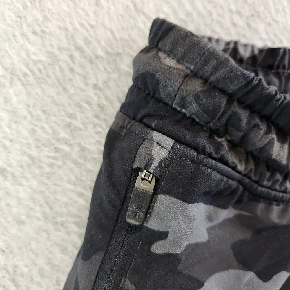 Athleta Girl Shorts Girls XXL Gray Camo All Play 3 Short Zip Pockets Athleisure - Picture 3 of 15